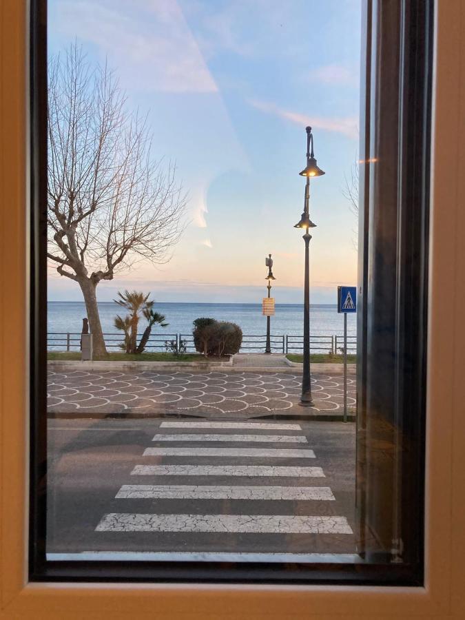 Una Finestra Sul Mare Maiori Exteriör bild